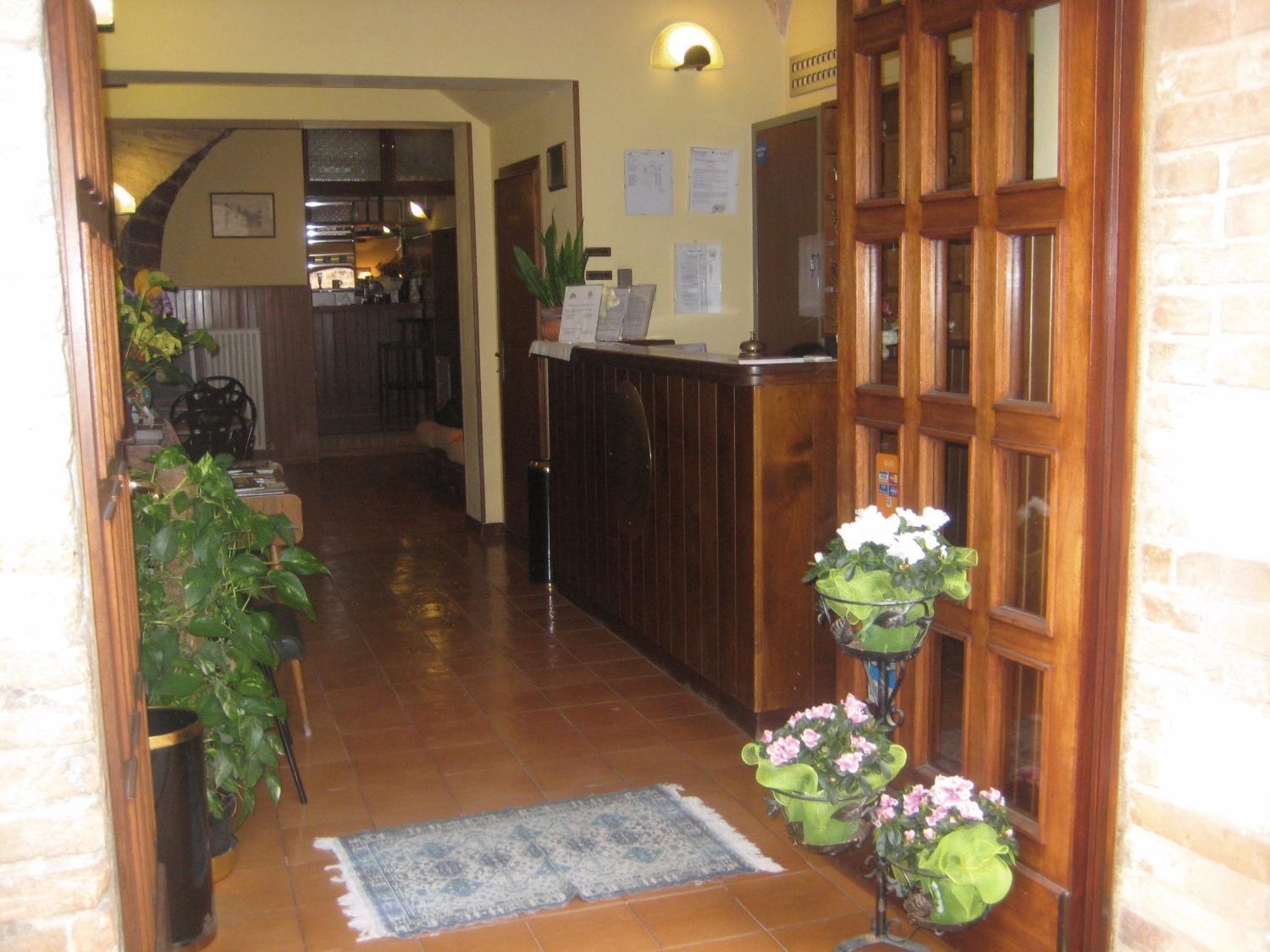 Hotel San Rufino Assisi Esterno foto